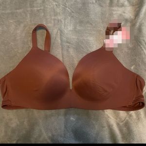Cacique Lane Bryant Simply Wire-Free Uplift Plunge Bra Chocolate 42B